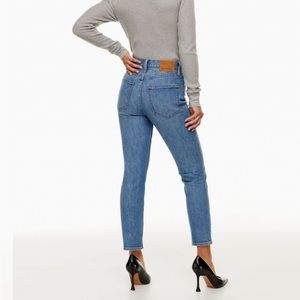Aritzia Denim Forum Yoko High Rise Slim 26L